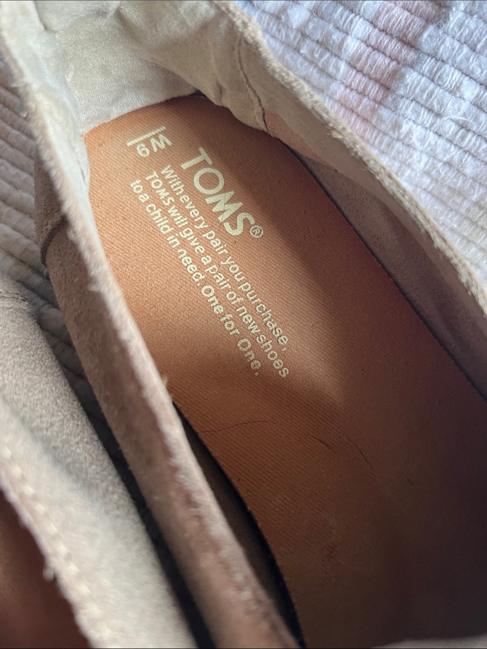 Tom’s women’s suede espadrilles size 9 - Picture 3 of 4